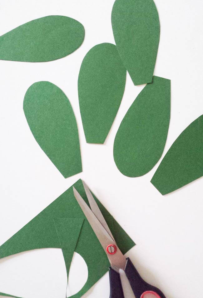 green cut outs for cactus wall art diy
